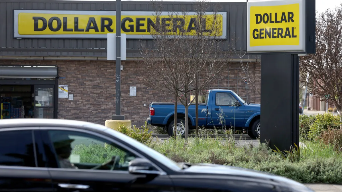 Dollar General storefront logo